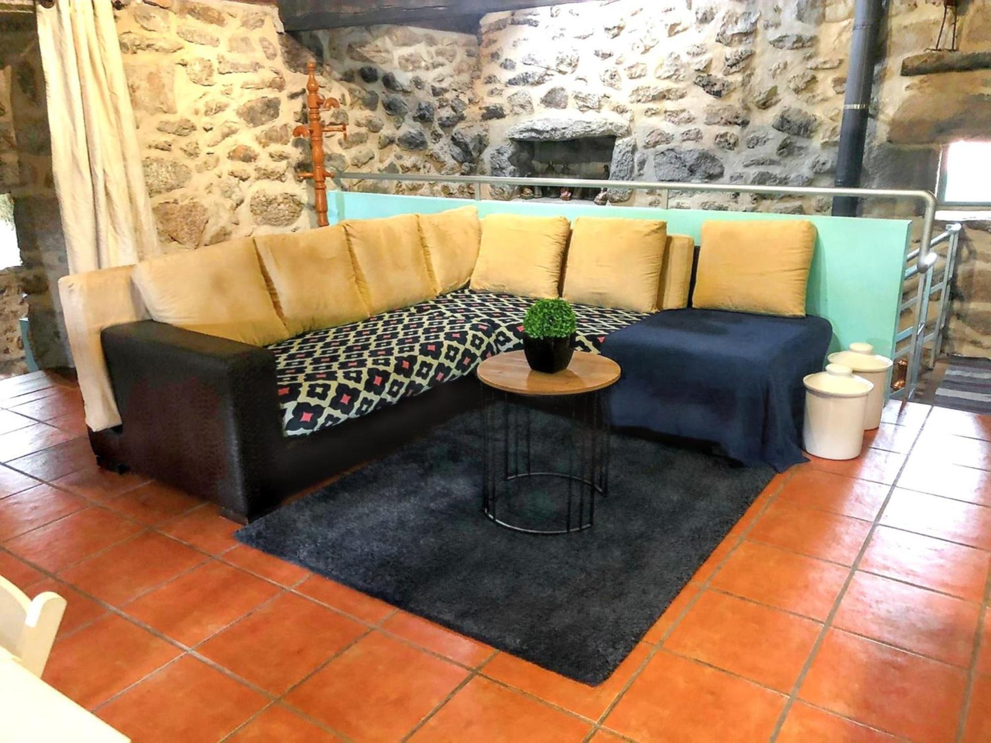 Urgueira  Welcoming House With Mountain View In Agueda Shared Poolヴィラ エクステリア 写真