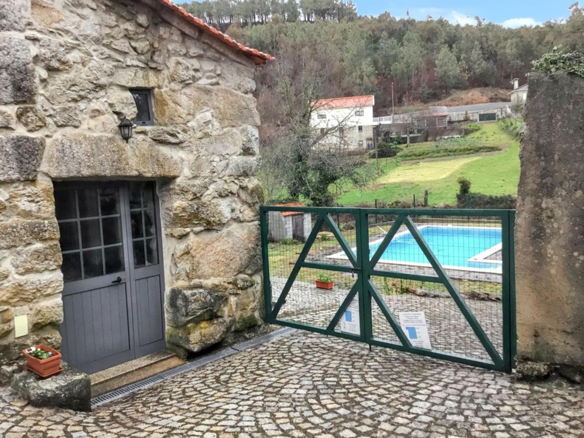 Urgueira  Welcoming House With Mountain View In Agueda Shared Poolヴィラ エクステリア 写真